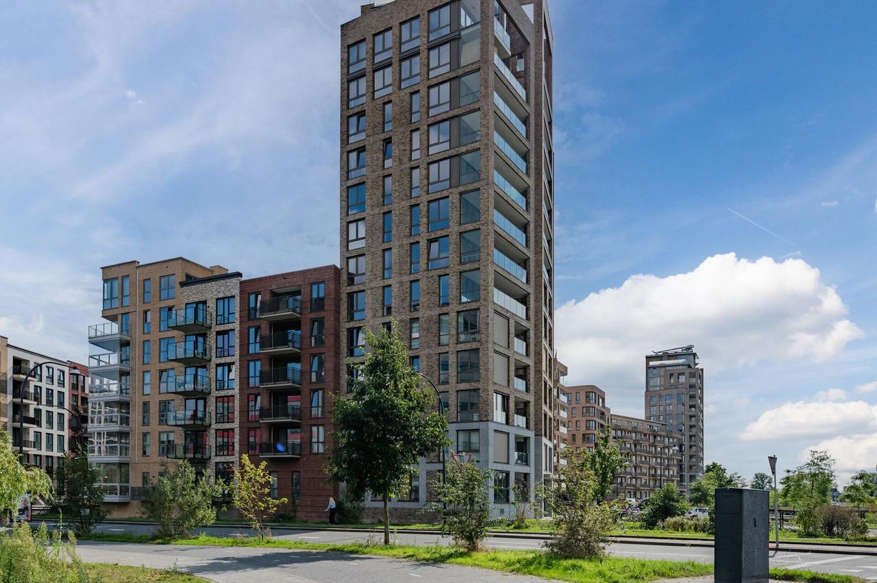 3-slaapkamerappartement met terras in Diemen - Afbeelding 1