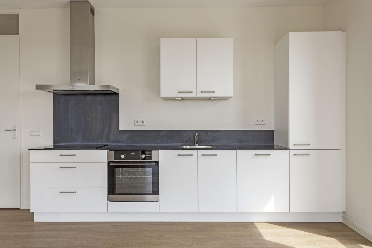 3-slaapkamerappartement met terras in Diemen - Afbeelding 4