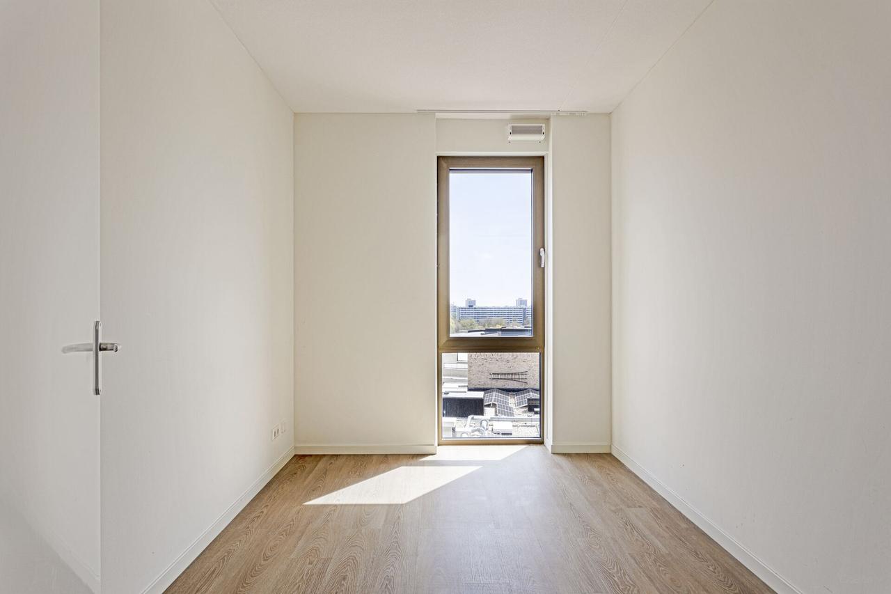 3-slaapkamerappartement met terras in Diemen - Afbeelding 9
