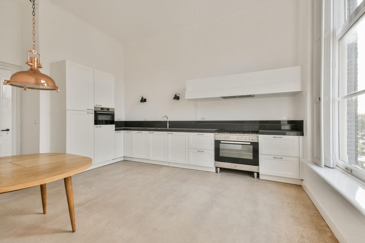 Living on the Nieuwe Gracht with an elevator - Image 12