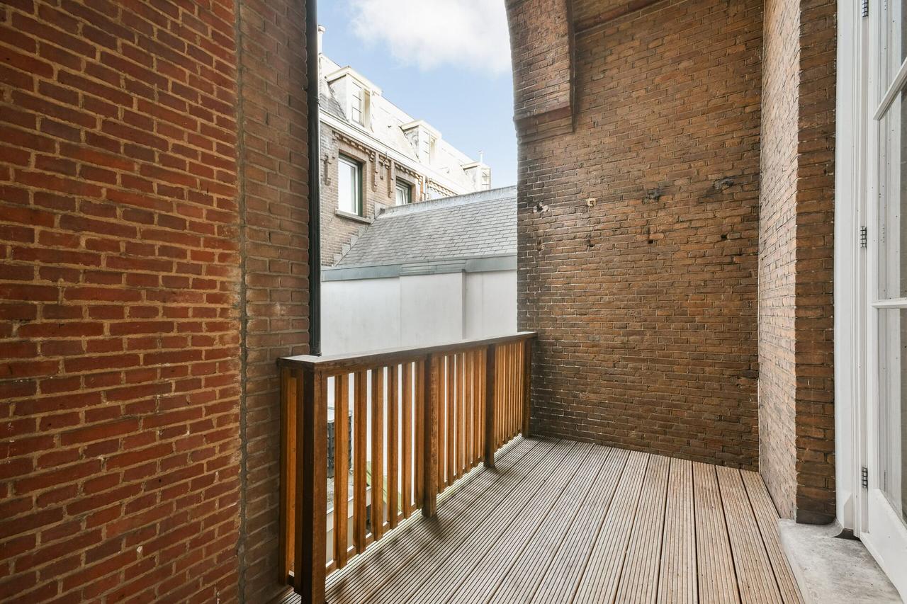 Living on the Nieuwe Gracht with an elevator - Image 15