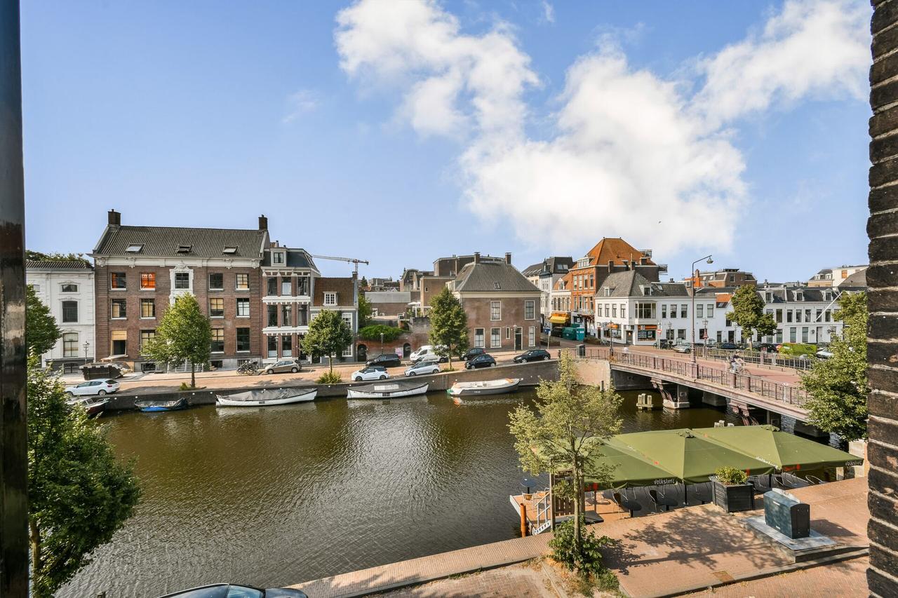 Living on the Nieuwe Gracht with an elevator - Image 26