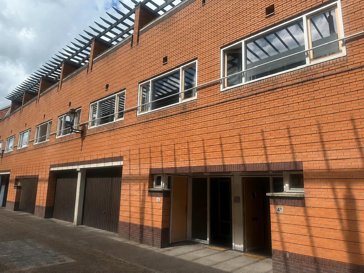 Zuidgericht dakterras en 4 slaapkamers - Afbeelding 1