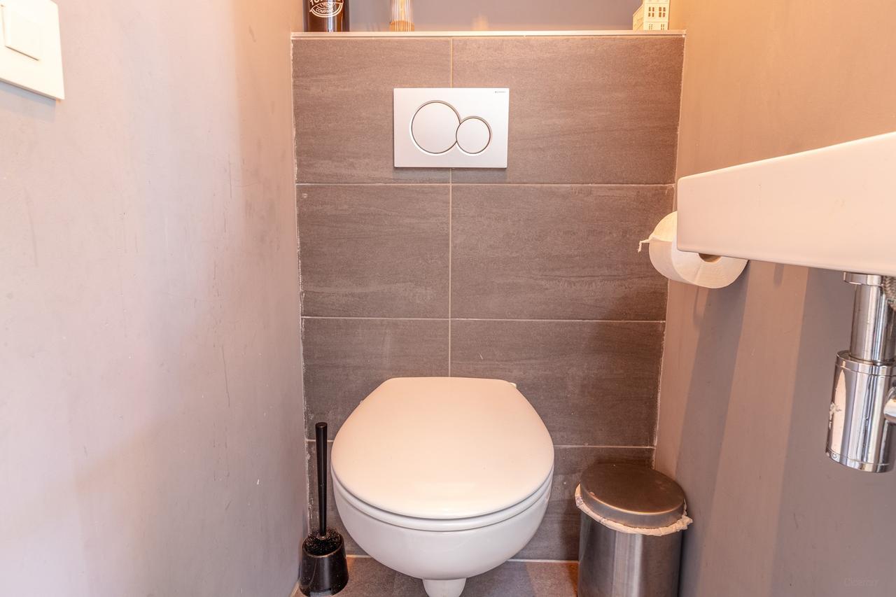 Split-level apartment with roof terrace - Image 15