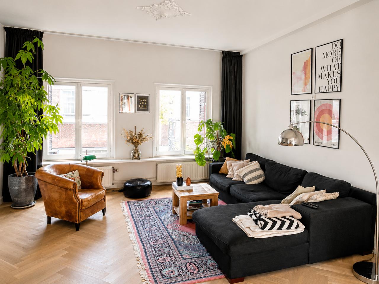 Gemeubileerd 2-slaapkamerappartement met dakterras - Afbeelding 1