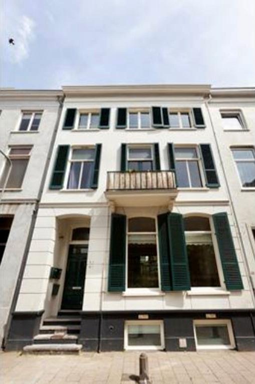 Gemeubileerd 2-slaapkamerappartement met dakterras - Afbeelding 20