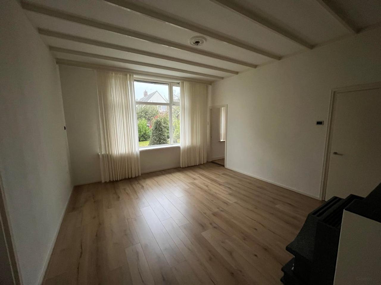 Vrijstaand wonen met garage in Almelo - Afbeelding 8