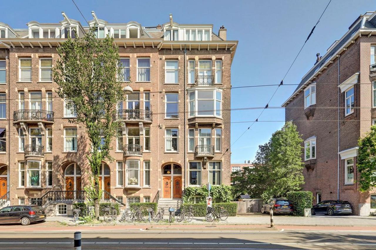 90 m² bovenwoning met 2 slaapkamers - Afbeelding 1