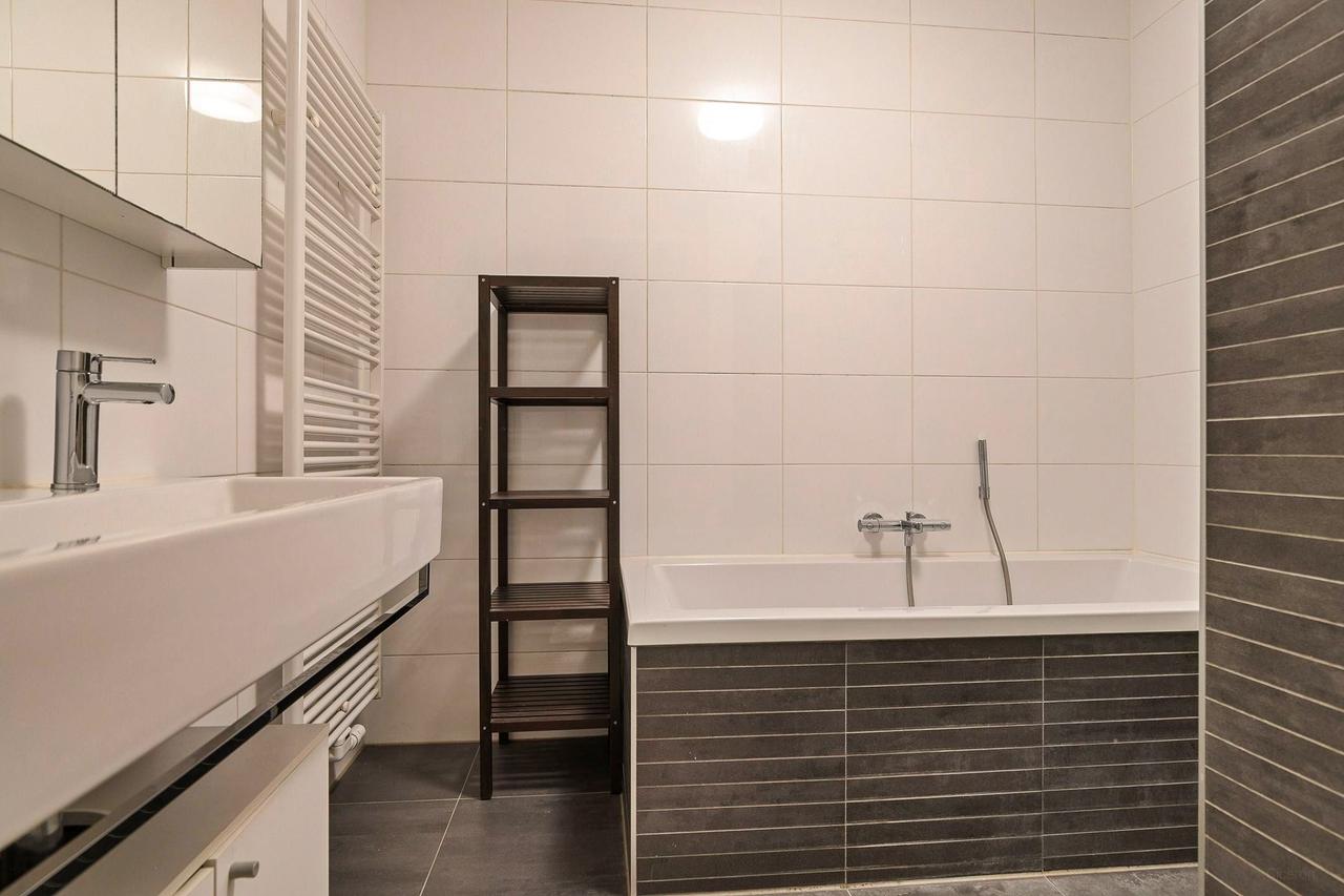 131 m² appartement met 4 slaapkamers - Afbeelding 20