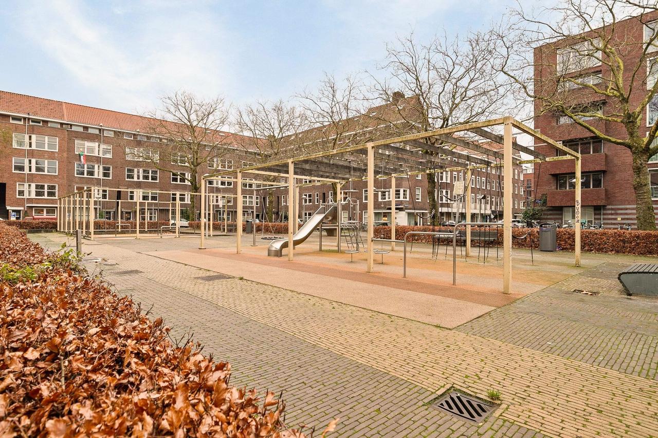 131 m² appartement met 4 slaapkamers - Afbeelding 25