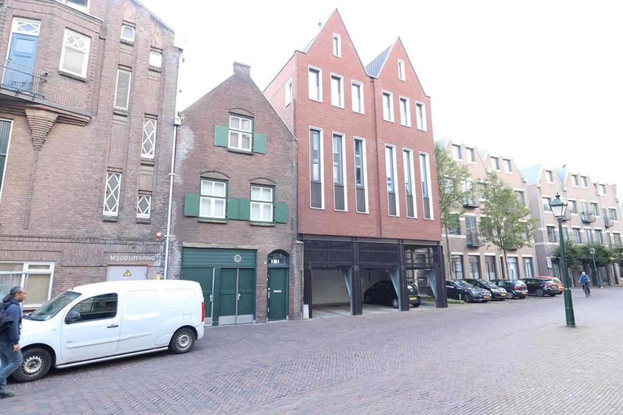 160 m² appartement met dakterras en parking - Afbeelding 1