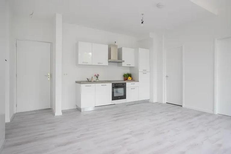 2-kamerappartement met balkon en parkeerplek - Afbeelding 2