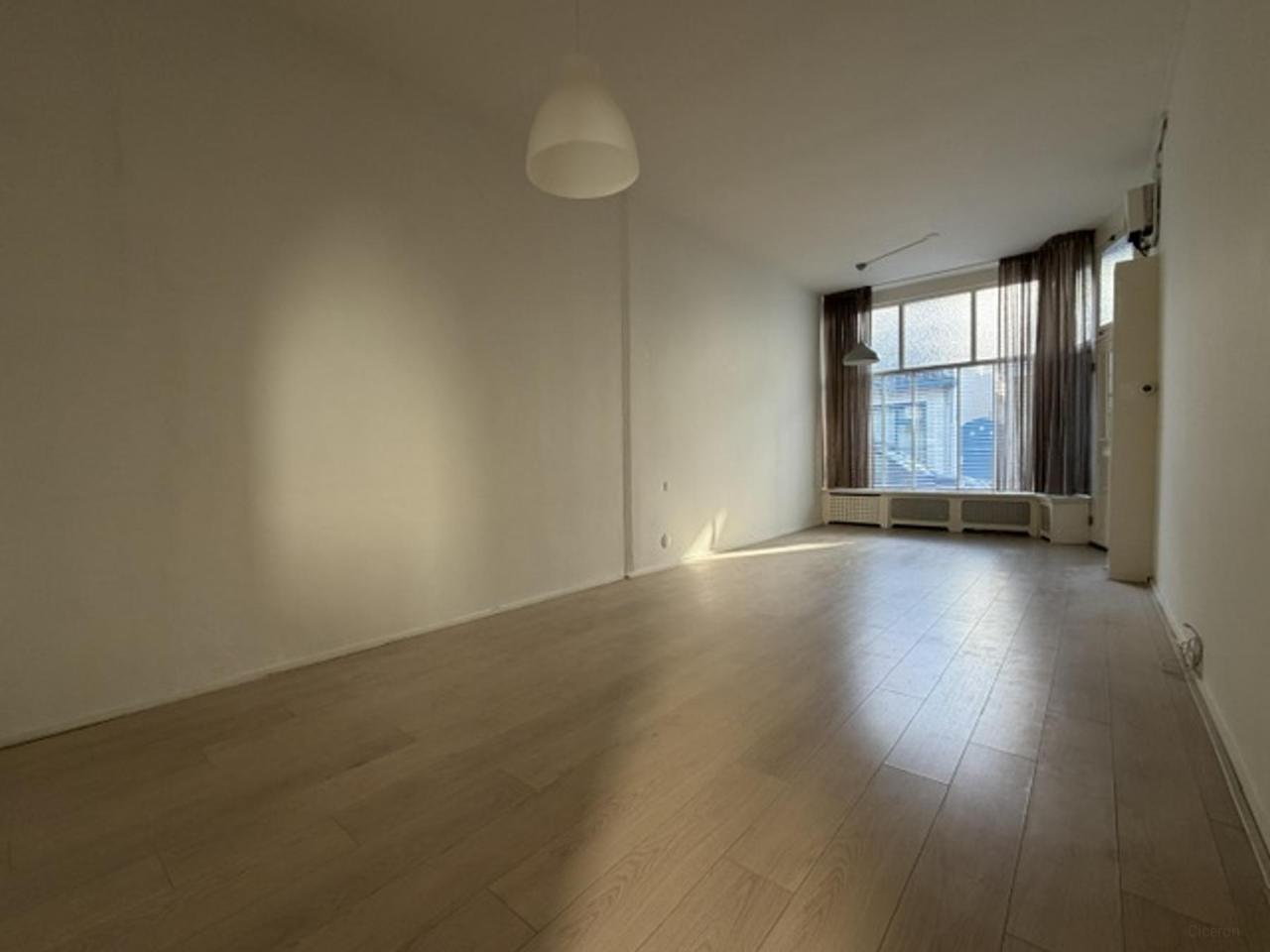 A+ benedenwoning met terras in hartje Zandvoort - Afbeelding 8
