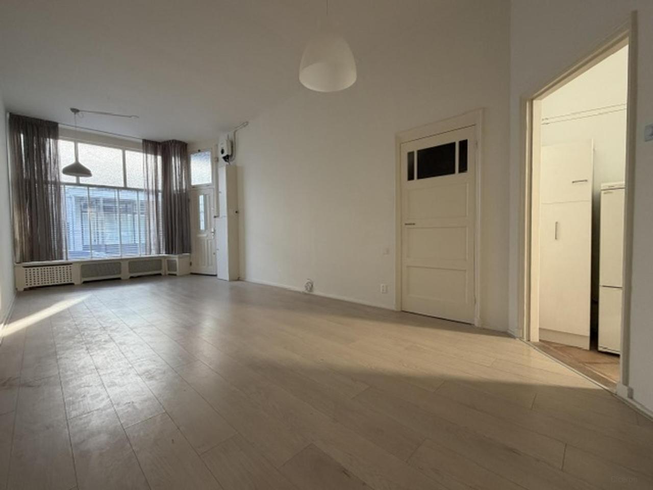 A+ benedenwoning met terras in hartje Zandvoort - Afbeelding 9