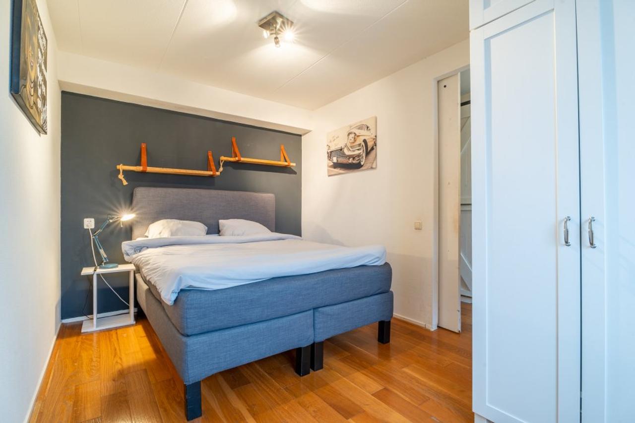Furnished Apartment with Balcony in City Center - Image 16