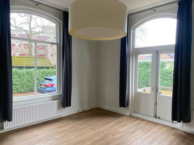 Lichte kamer van 25 m² in hartje Apeldoorn - Afbeelding 6