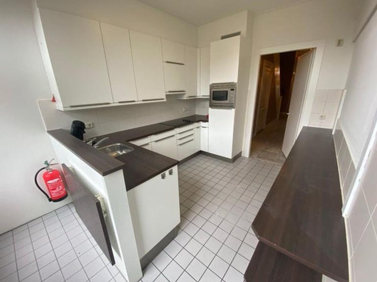 Lichte kamer van 25 m² in hartje Apeldoorn - Afbeelding 8