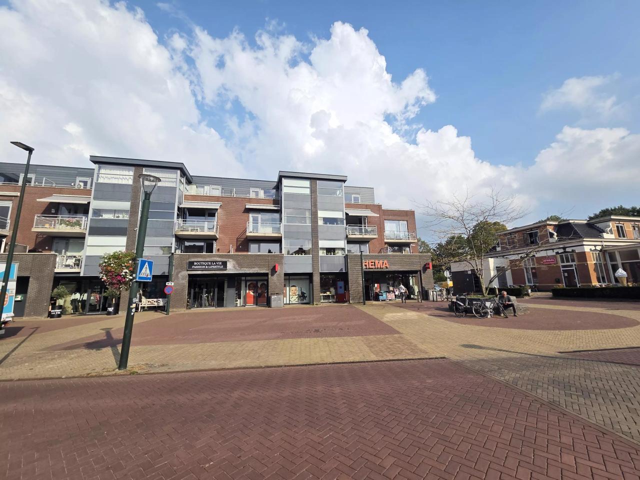 3-kamerappartement met balkon in hartje Gieten - Afbeelding 1