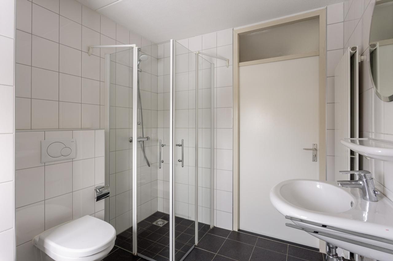Ruime gezinswoning met 4 slaapkamers - Afbeelding 6