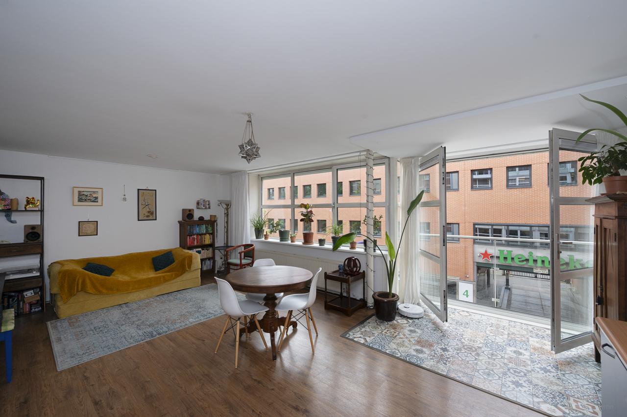 Gemeubileerd 3-kamerappartement in De Pijp - Afbeelding 4