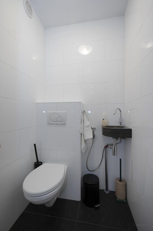 Gemeubileerd 3-kamerappartement in De Pijp - Afbeelding 11