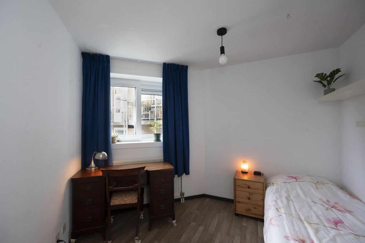 Gemeubileerd 3-kamerappartement in De Pijp - Afbeelding 12