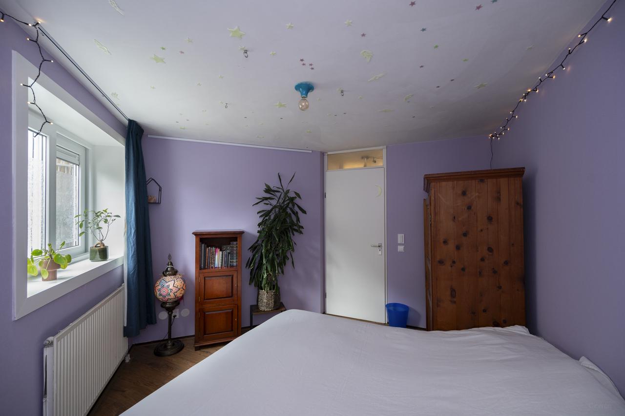 Gemeubileerd 3-kamerappartement in De Pijp - Afbeelding 13