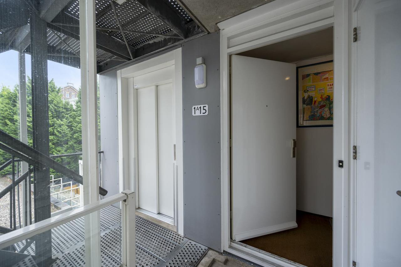 Gemeubileerd 3-kamerappartement in De Pijp - Afbeelding 16