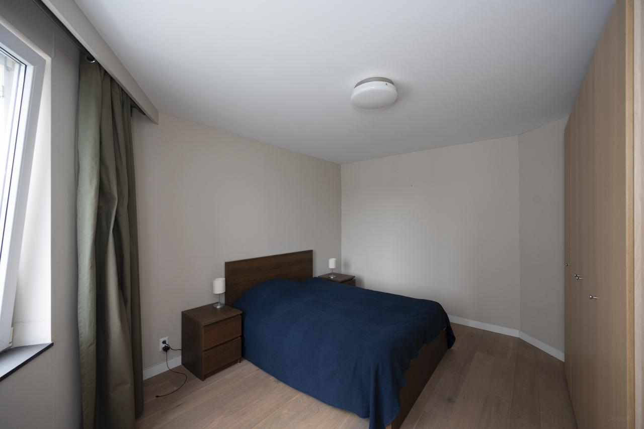 Licht 2-kamerappartement met balkon in Oostpoort - Afbeelding 10