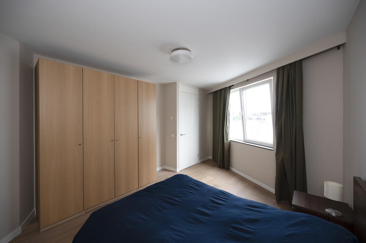 Licht 2-kamerappartement met balkon in Oostpoort - Afbeelding 12
