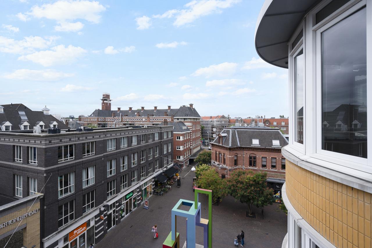 Licht 2-kamerappartement met balkon in Oostpoort - Afbeelding 17