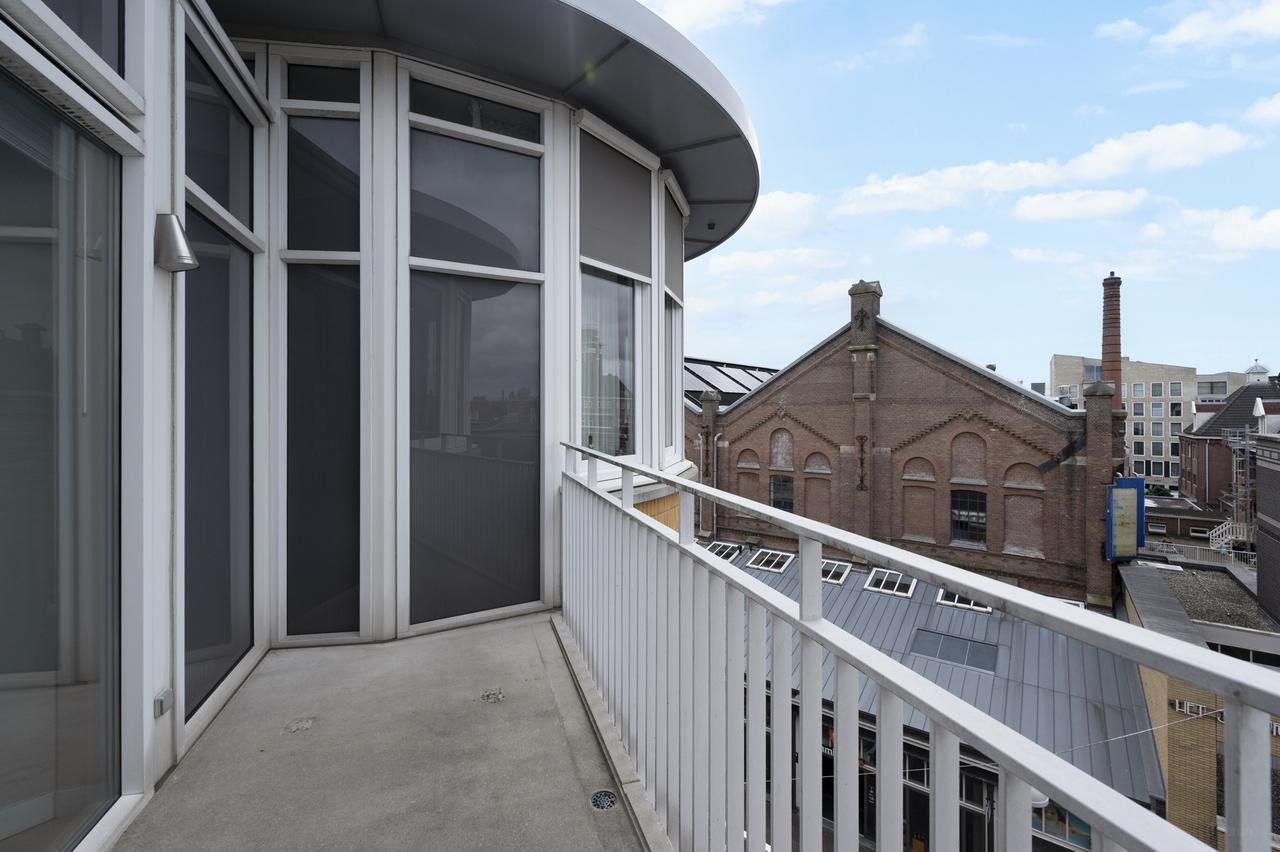 Licht 2-kamerappartement met balkon in Oostpoort - Afbeelding 20