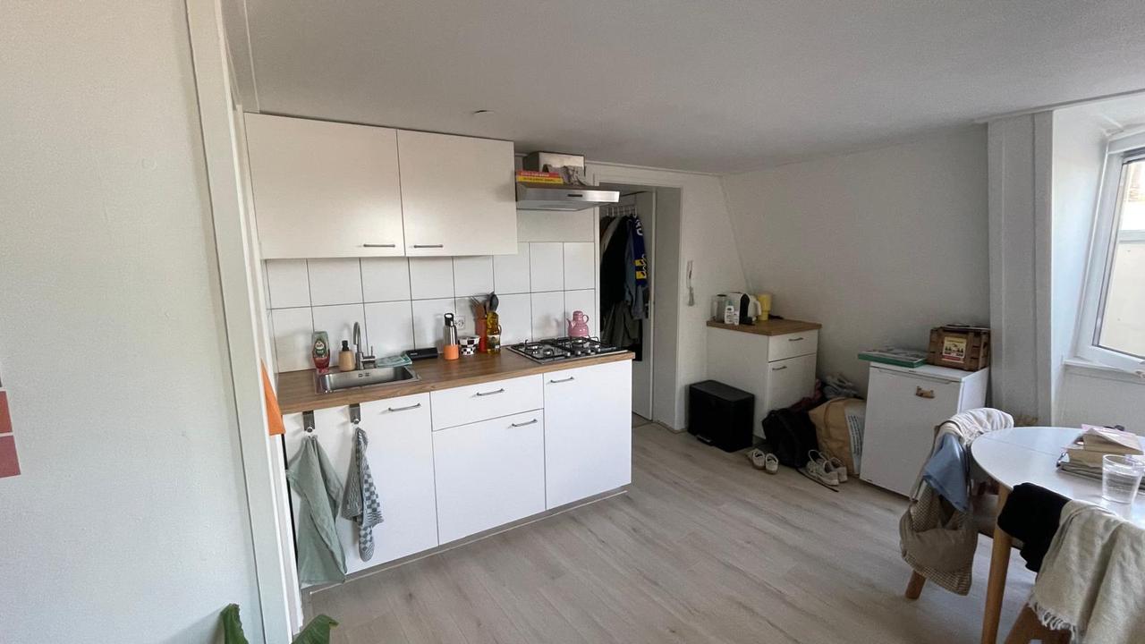 Apartment with Separate Bedroom in Zwolle - Image 2