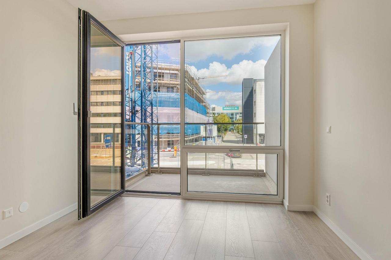 3-kamerappartement met balkon in Hyde Park - Afbeelding 7