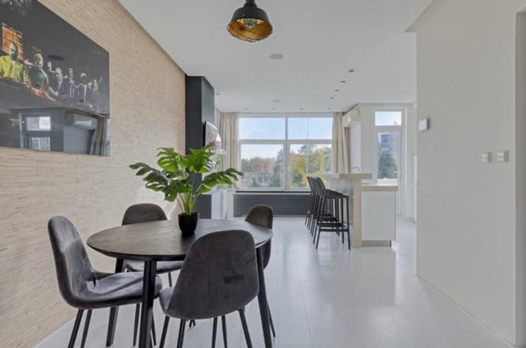 Three-Storey Home with Roof Terrace in Kralingen - Image 7