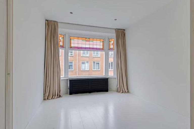 Three-Storey Home with Roof Terrace in Kralingen - Image 16