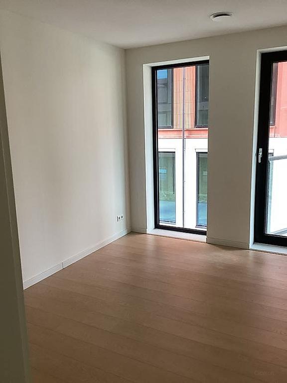 Licht 77 m² appartement met buitenruimte - Afbeelding 8