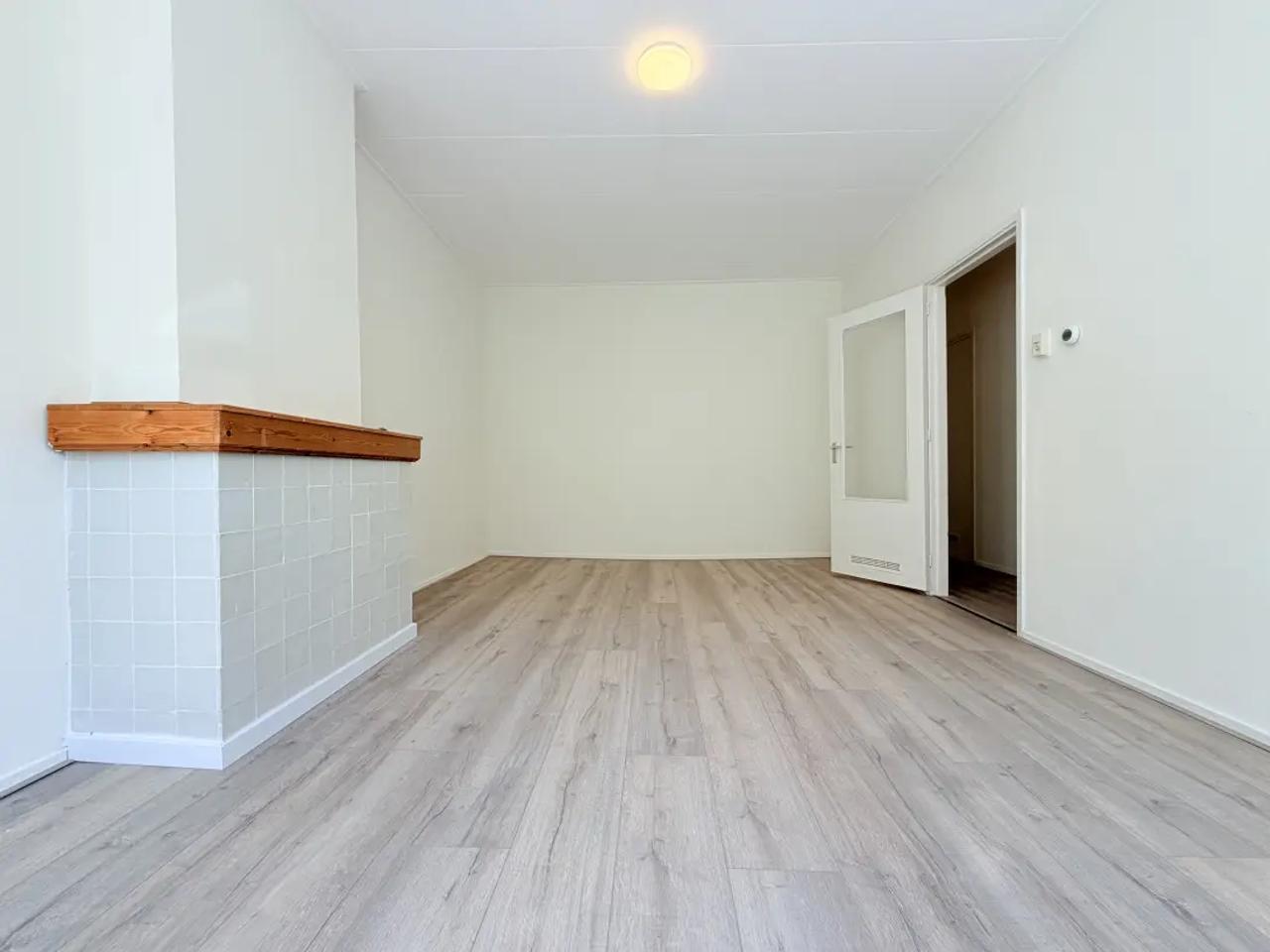 3-kamerappartement met tuin in Zeeheldenkwartier - Afbeelding 1