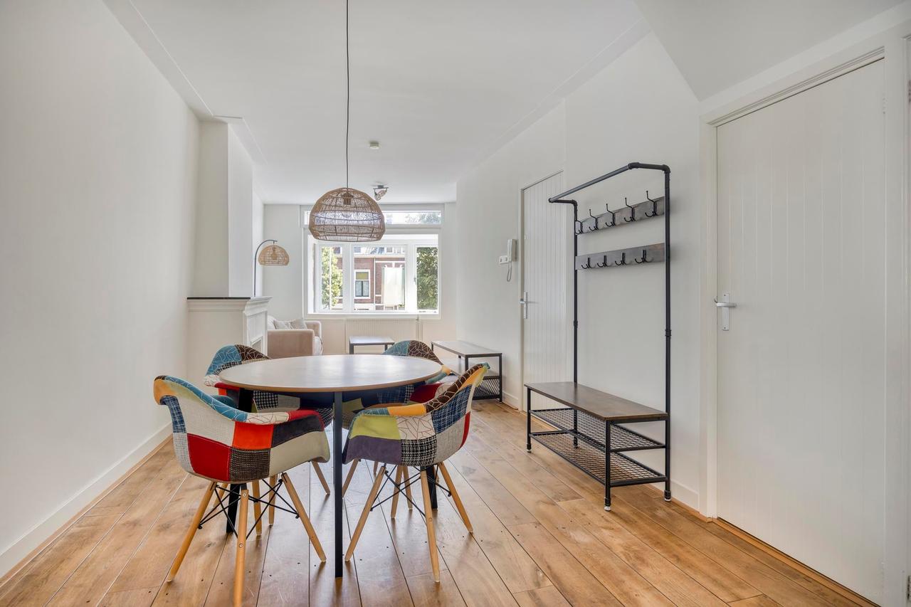2-Bedroom Apartment with Large Roof Terrace - Image 6