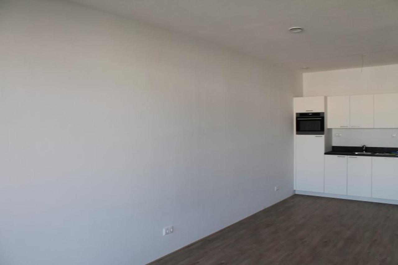 Licht 3-kamerappartement met balkon - Afbeelding 9