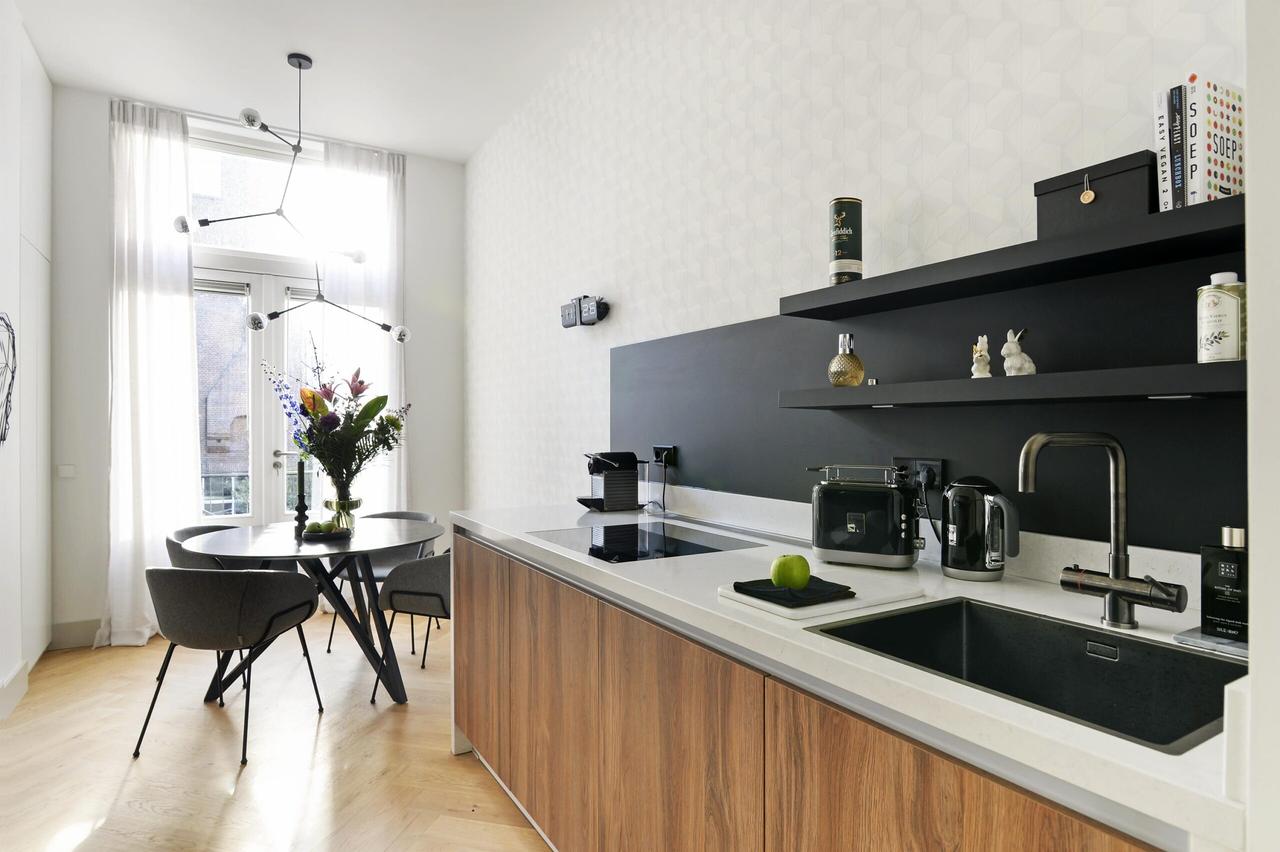 Gemeubileerd appartement met groot balkon - Afbeelding 9