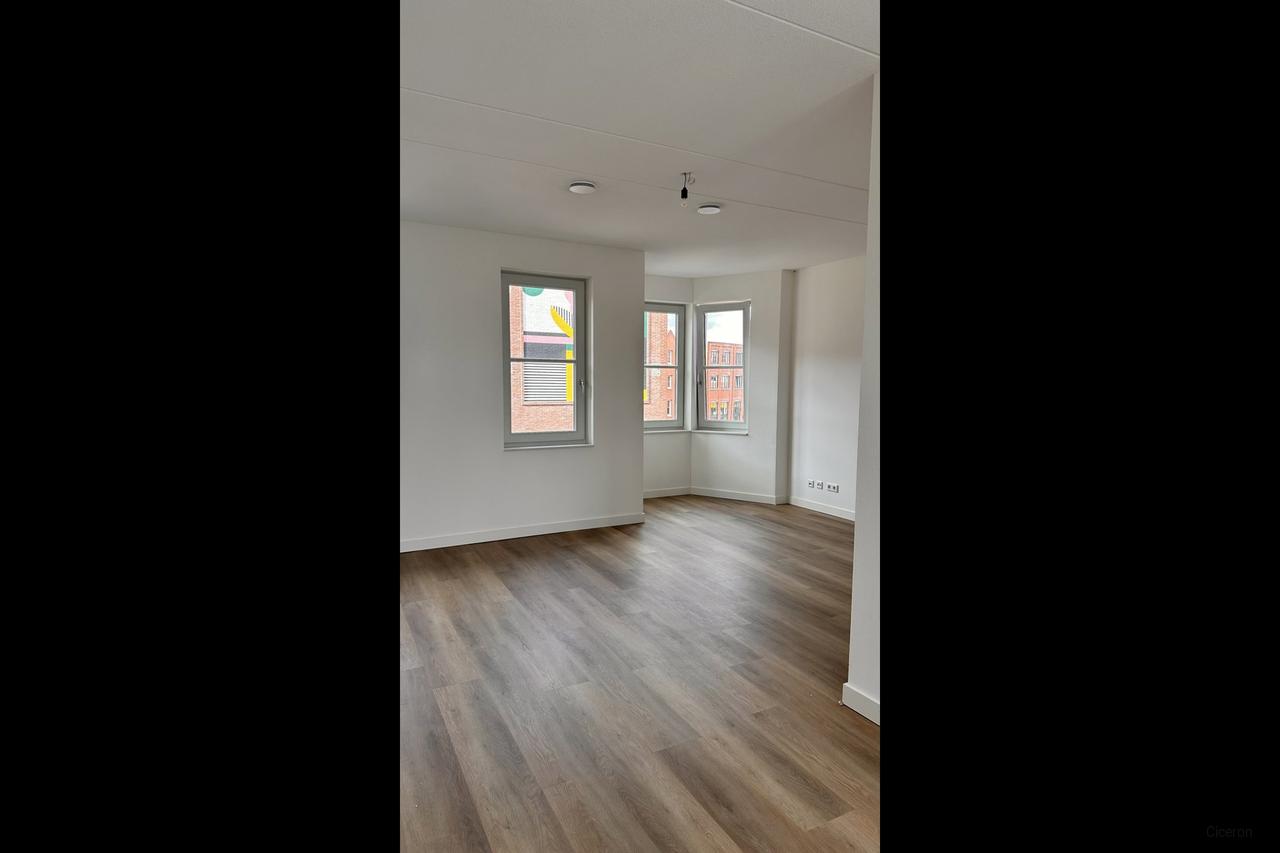 100 m² Maisonette with 3 Bedrooms - Image 5