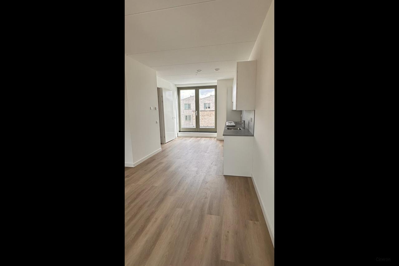 100 m² Maisonette with 3 Bedrooms - Image 6
