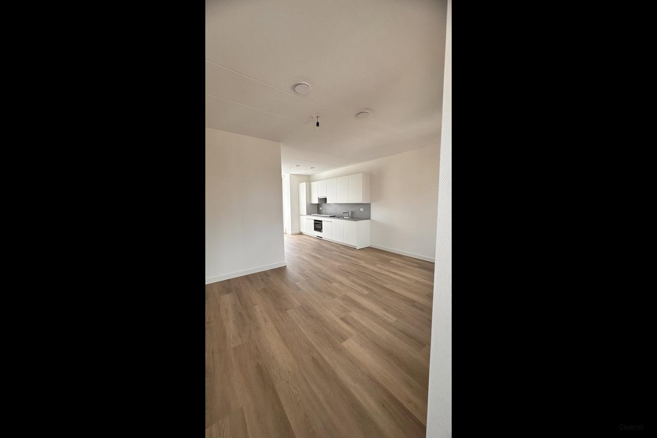 100 m² Maisonette with 3 Bedrooms - Image 7