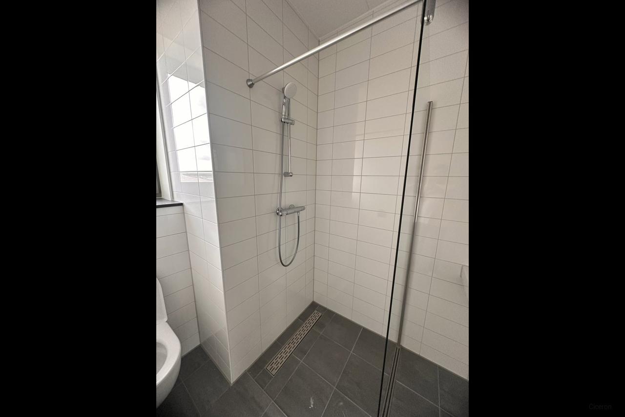 100 m² Maisonette with 3 Bedrooms - Image 11