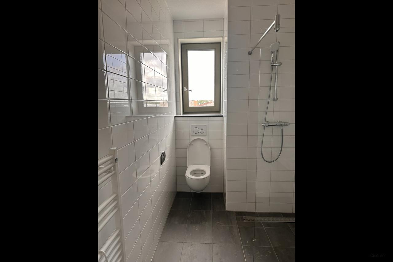 100 m² Maisonette with 3 Bedrooms - Image 13