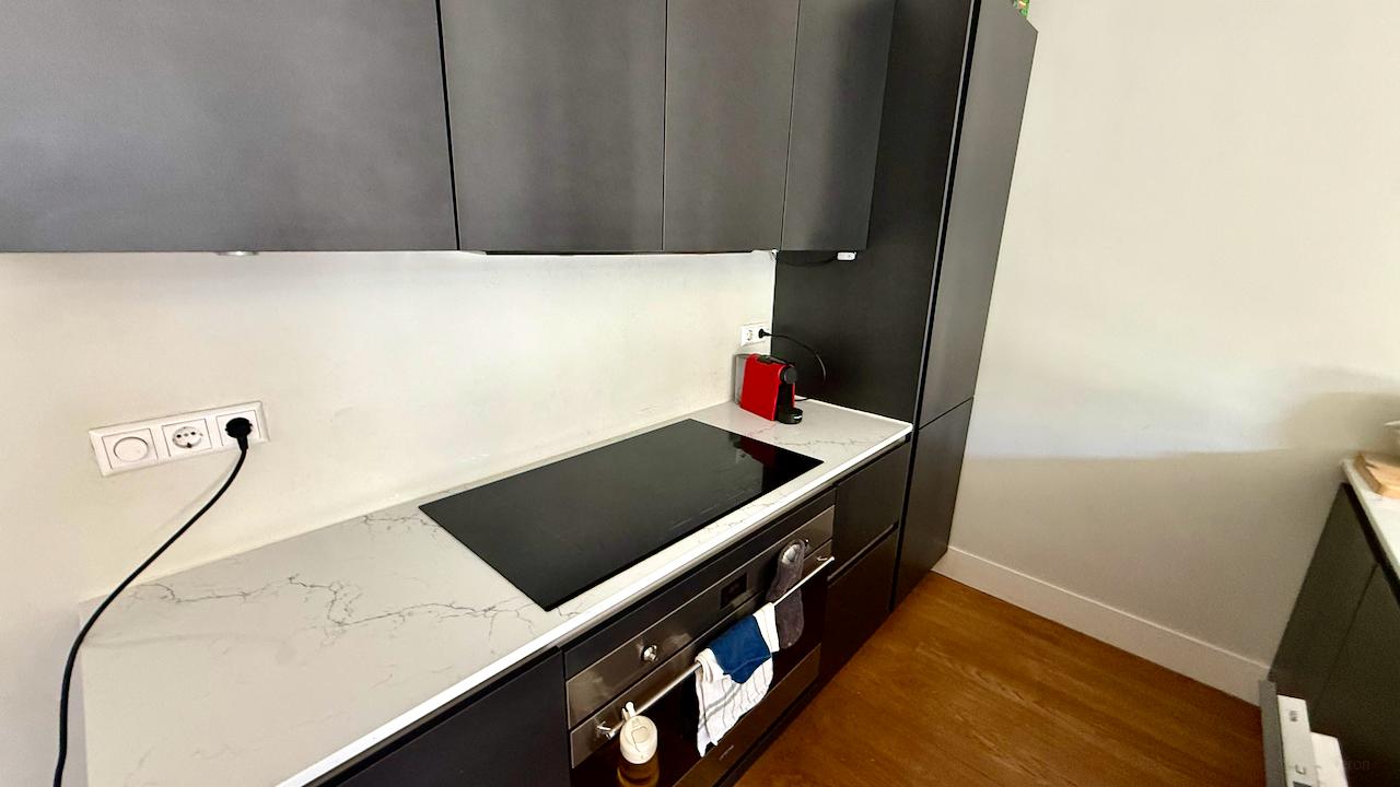 Gemeubileerd 3-kamerappartement met tuin - Afbeelding 7