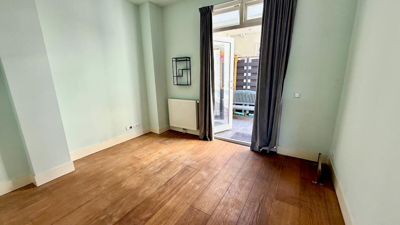 Gemeubileerd 3-kamerappartement met tuin - Afbeelding 10