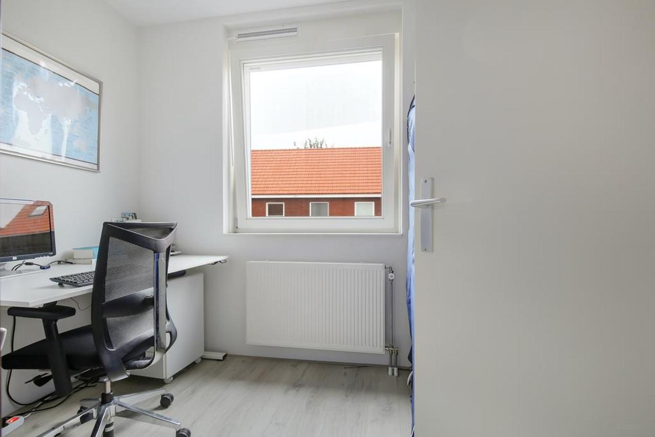 Hoekwoning met 3 slaapkamers en tuin - Afbeelding 9