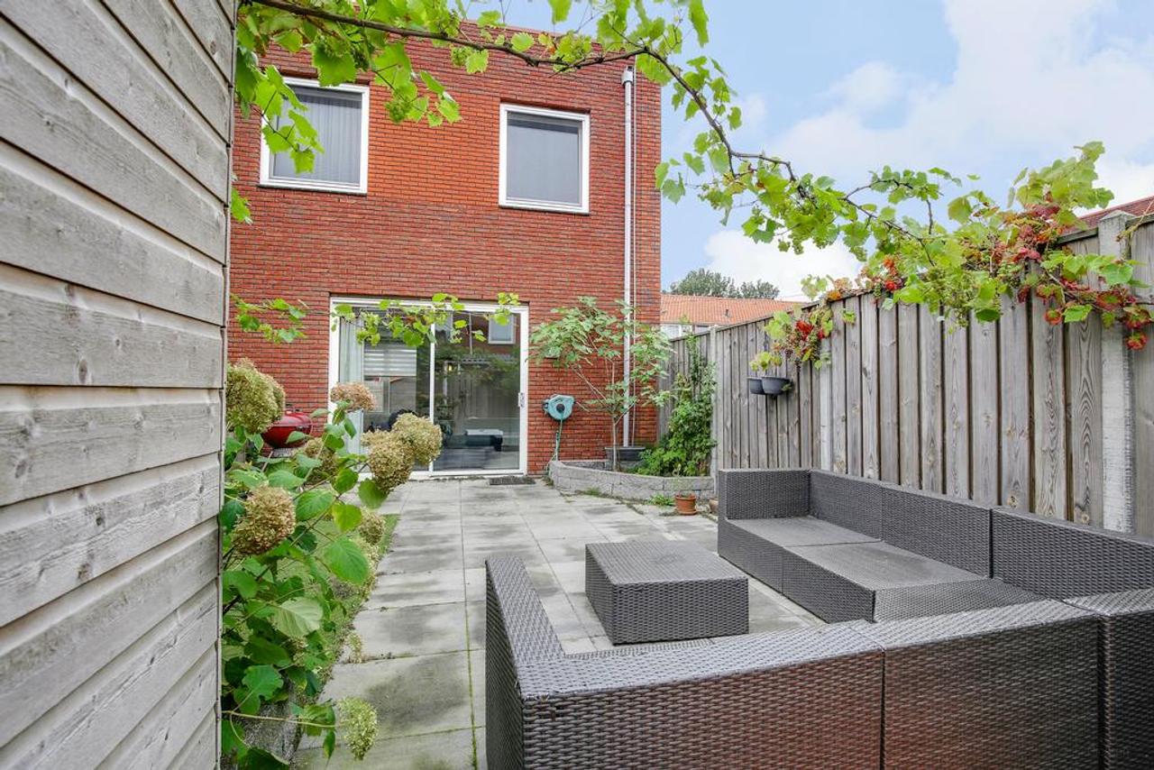 Hoekwoning met 3 slaapkamers en tuin - Afbeelding 16